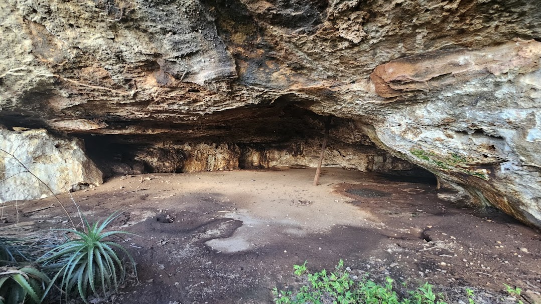 GRUTA DOS PINGOS